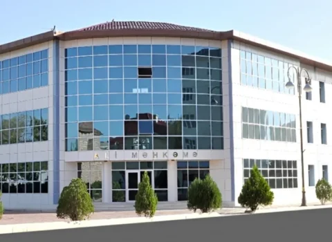 Naxçıvan Ali Məhkəməsində şöbə müdirlərinə artıq ödəniş edilibmiş