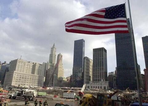 ABŞ İran neftini alanları hədələdi!