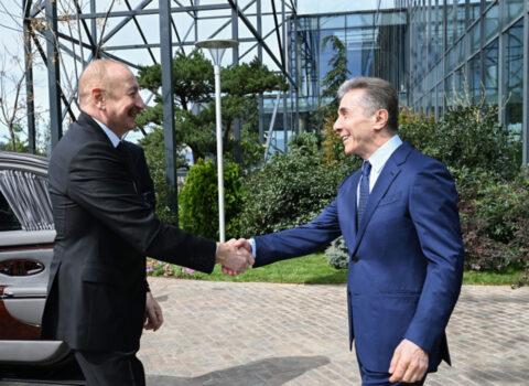 Tbilisidə Prezidentin şərəfinə lanç verildi – Fotolar