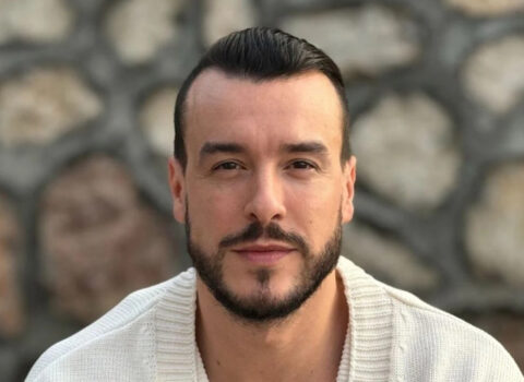 Cem Adrian sərbəst buraxıldı