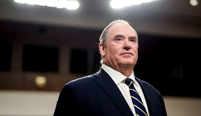 ABŞ Hərbi Dəniz Qüvvələrinin naziri stefa verdi