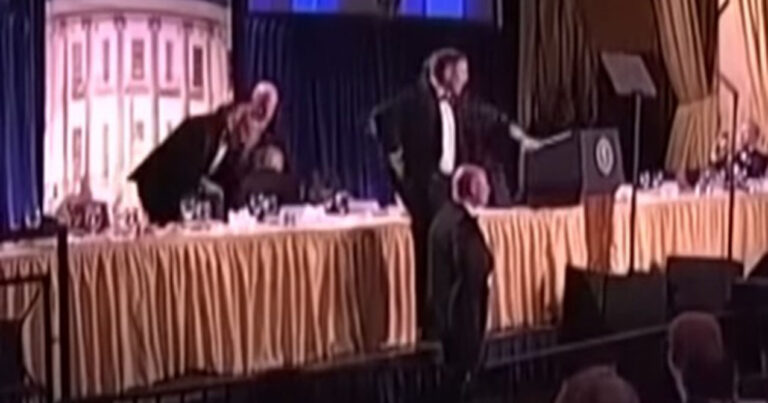 Trampın olduğu tədbirdə atışma – ANBAAN VİDEO