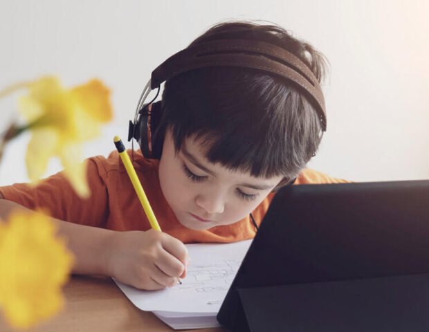 Azərbaycanda kəskin virus infeksiyaları yayılır: Məktəblər distant təhsilə keçəcək?