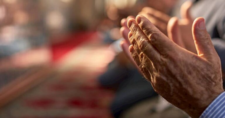 Bakıda yeni pul qazanmaq üsulu – Ödəniş et, yerinə namaz qılım