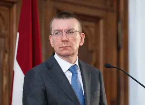 Latviya prezidenti Azərbaycana gəlir – Tarix