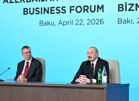 Prezidentlər Azərbaycan-Latviya biznes-forumunda…