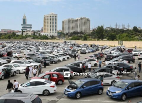 Avtomobil bazarında gözlənilməz dönüş: Maşınlar təcili satılır, qiymətlər enir