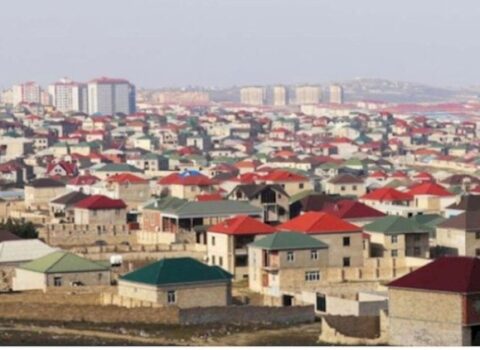 Bu evlər hər an çökə bilər