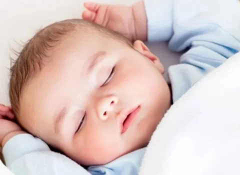 Azərbaycanda 3 uşağa görün kimin adı QOYULUB