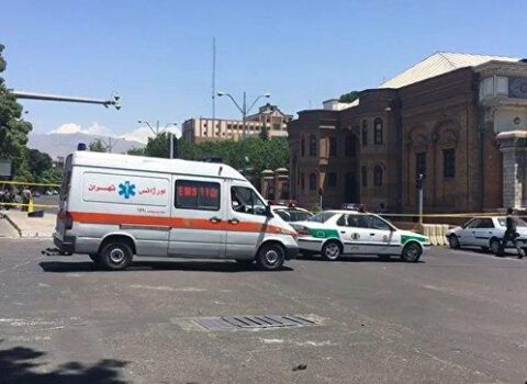 İranda zəlzələ oldu