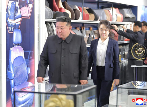 Atasından sonra ölkəni o idarə edə bilər