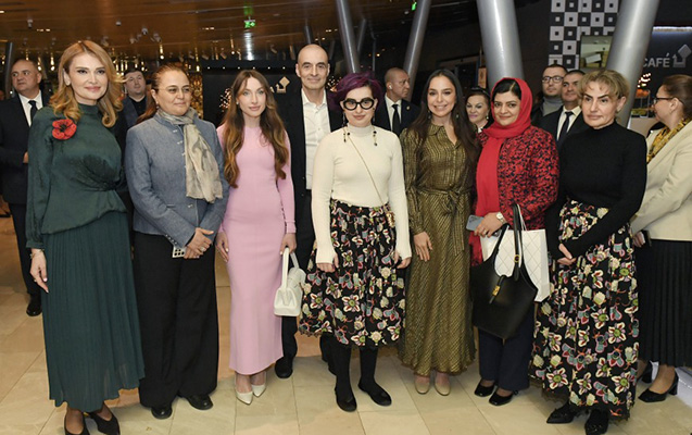 Leyla və Alena Əliyevalar sərgidə – FOTOLAR