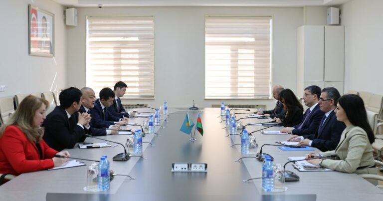 Medianın İnkişafı Agentliyində Qazaxıstan nümayəndə heyəti ilə görüş keçirildi – FOTO