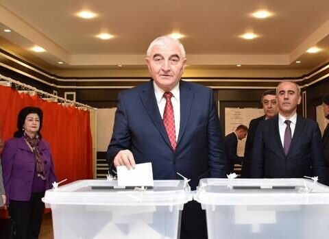 Məzahir Pənahov vəzifədən buna görə göndərilir