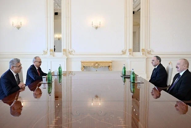 İlham Əliyev Muhsin Şəntürkü qəbul etdi