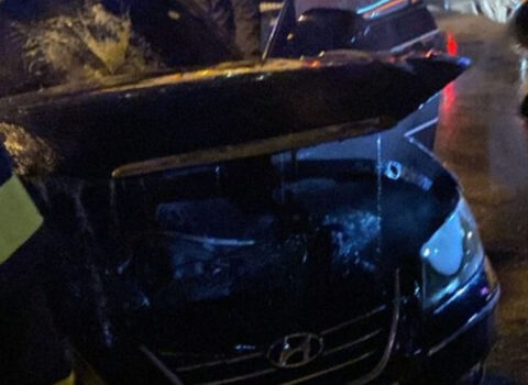 Bakıda avtomobil yandı – VİDEO