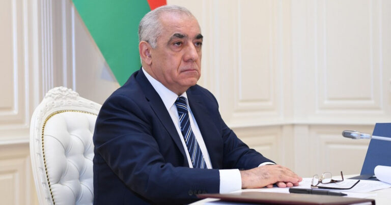 Baş nazir QƏRAR İMZALADI