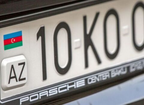 Köhnə dövlət qeydiyyat nişanlarında “defis” silinibsə, cərimə yazılır?