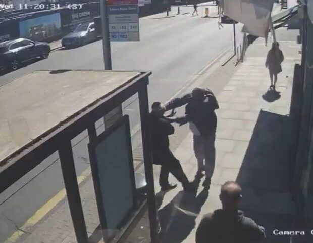 Londonda bıçaqlı şəxs yəhudilərə hücum etdi