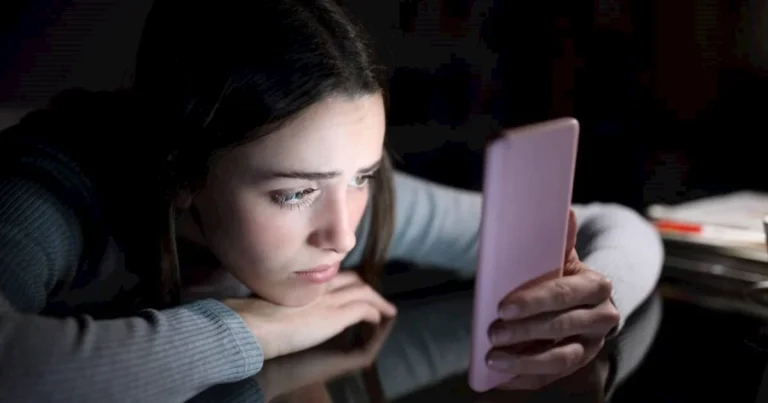 “Nömrəmi tanımadığım qadına vermişdi”