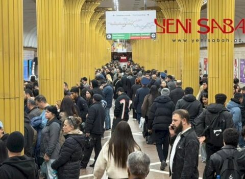 Metro açıldı, amma problem bitmədi – Stansiyalarda vəziyyət gərginləşdi + FOTOLAR