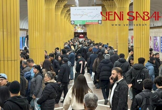 Metro açıldı, amma problem bitmədi – Stansiyalarda vəziyyət gərginləşdi + FOTOLAR