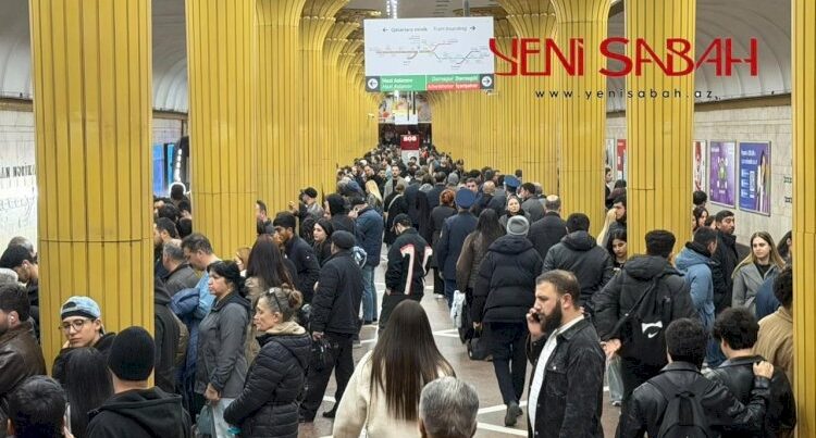 Metro açıldı, amma problem bitmədi – Stansiyalarda vəziyyət gərginləşdi + FOTOLAR