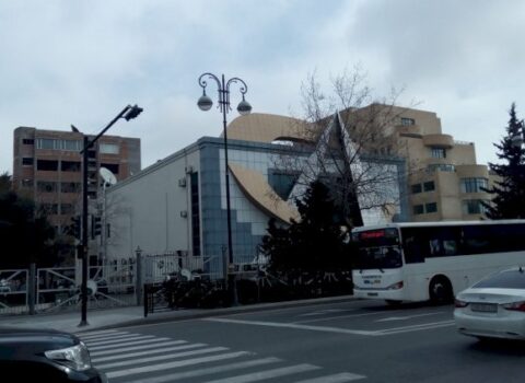 “Space” TV-də nə baş verir? – Ya özünü yeniləyəcək, ya da…