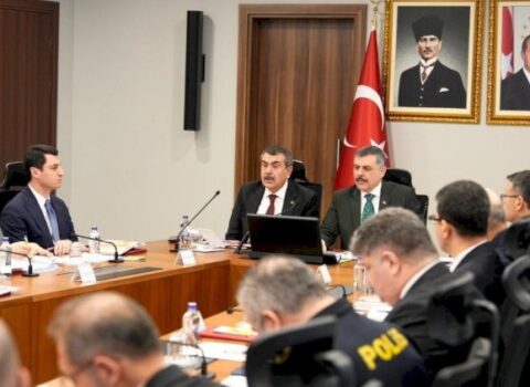 Məktəbləri polis qoruyacaq – YENİ QƏRAR