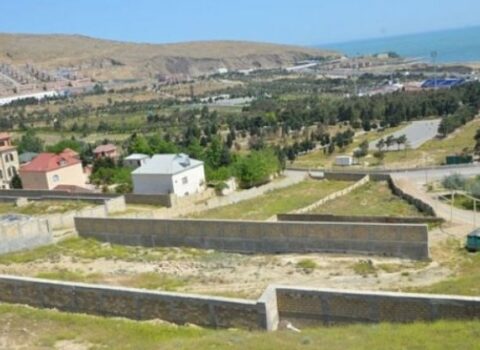 Bakıda “qızıl qiyməti“nə torpaq: Bir sotu iki milyon manat