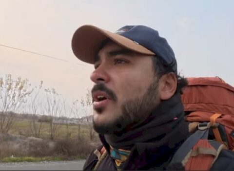 Türkiyəli səyyah Azərbaycanda: “KQB casusudur, məncə” – VİDEO