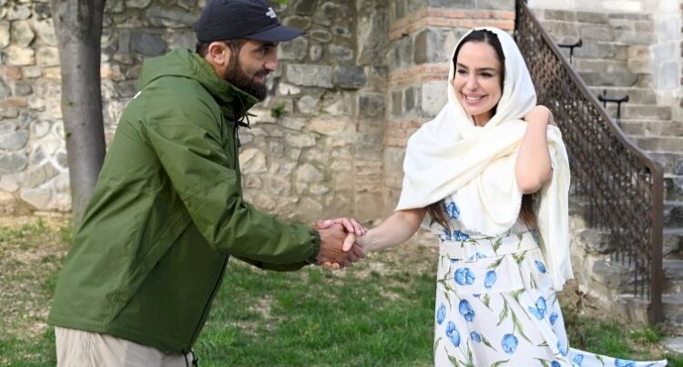 Leyla Əliyeva və Arzu Əliyeva Şəkidə Xan məscidində – FOTOLAR