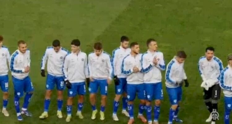 Bosniyalı futbolçular israillilərin əlini sıxmaqdan boyun qaçırtdı – VİDEO