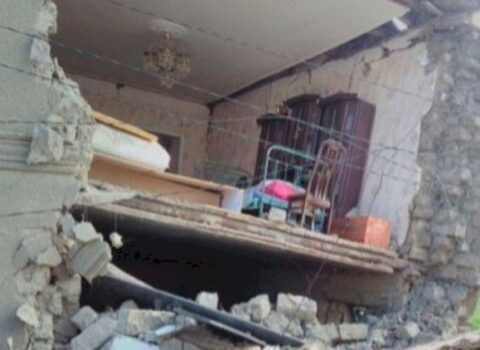 Bakıda evin dağıntıları altında qalan qadının durumu açıqlandı