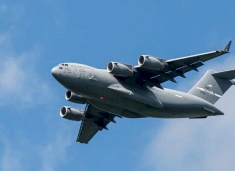 ABŞ hərbi heyətini daşıyan təyyarə İsraildən havalandı