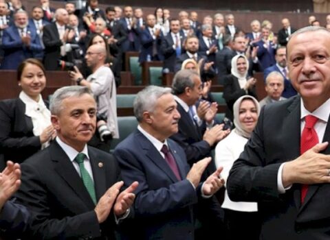 Ərdoğan bir neçə naziri işdən çıxarmağa hazırlaşır