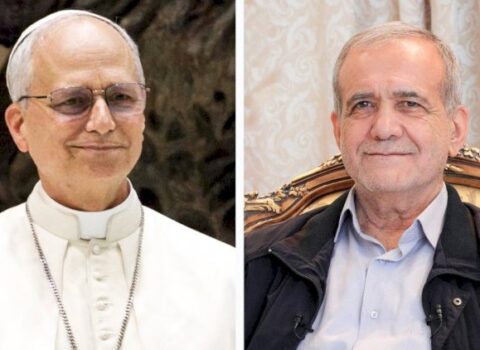 Məsud Pezeşkian Roma Papasını dəstəklədi