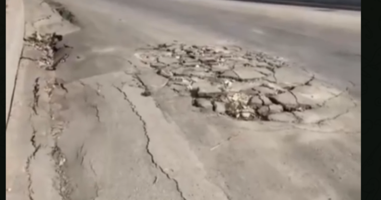 ️Sabunçu körpüsündə yol çökdü – VİDEO