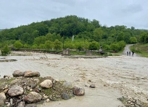 Ağstafa çayından sel keçdi, mərkəzlə əlaqə çətinləşdi