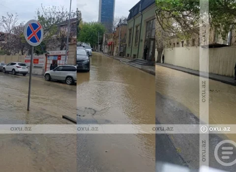 Bakıda boru partladı: küçələr sudan keçilməz oldu