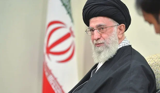 Xamenei hələ də dəfn edilməyib