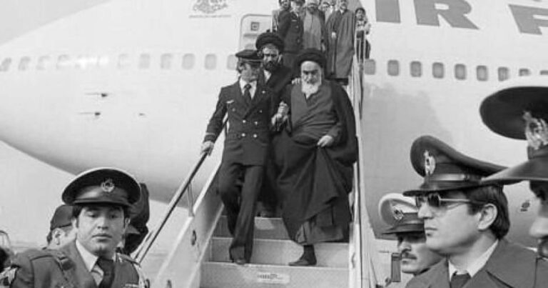 Xomeyninin Türkiyədə qalması: Məxfi sənəd yayıldı – FOTO