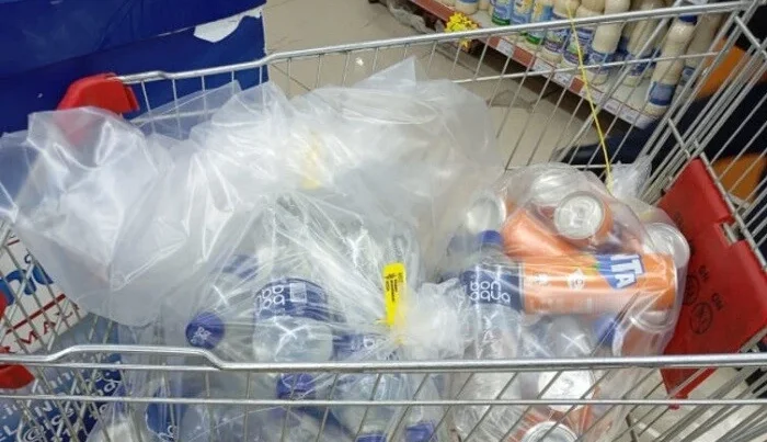 Marketdə istehlaka yararsız məhsullar aşkarlandı