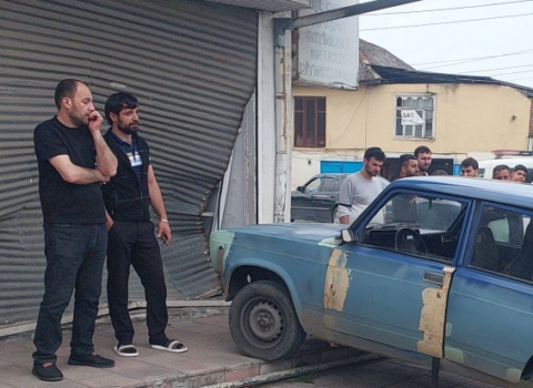 Avtomobil obyektə çırpıldı – Sürücü öldü – FOTO
