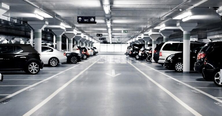 Yeni tikililərdə bitməyən problem: Mənzil var, parkinq yox