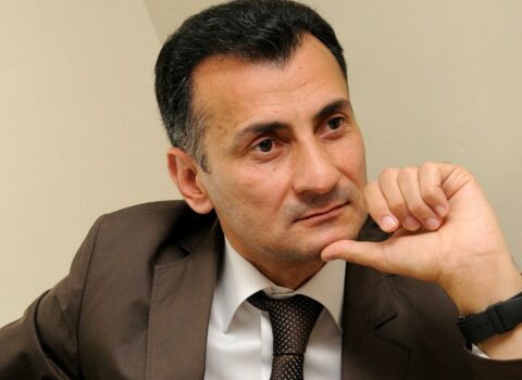 “Mir Şahinin söz azadlığı adı altında “söz azanlığı”” – Emil Rasimoğlu…