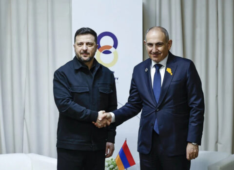 “Zelenskinin İrəvana səfəri Ermənistan hakimiyyəti tərəfindən alçaqlıq idi”