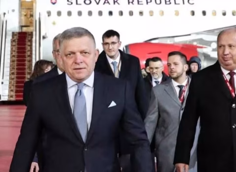 Moskvaya səfərinə görə BAŞI DƏRDDƏ