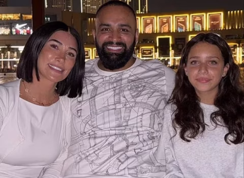 13 yaşlı “milyarder qızı” qalmaqal yaratdı