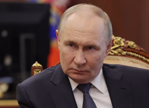 Putinə təhlükəli səlahiyyət verildi – Ordu yeridəcək